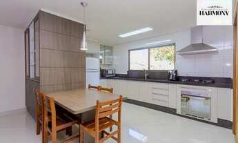 Imagem: Casa com 2 Quartos (1 suíte), 211 m² averbados