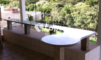 Imagem 7: Casa assobradada, 03 quartos/suítes, despensa, escritório, lavabo, closet, aquecimento sol