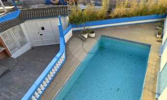 Imagem 2: Casa Assobradada no Jardim São Paulo com 5 dormitórios 3 suítes 8 vagas Piscina Salão de F