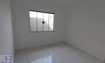 Imagem 5: Casa Residencial com 2 quartos para alugar por R$ 750.00, 70.00 m2 - RESIDENCIAL INTERLAGO