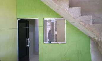 Imagem: Aluga-se casa 3 cômodos, e garagem para