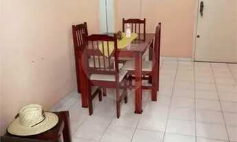 Imagem 3: Apartamento de Um Dormitório com Varanda; Lazer e Vaga para Carro na Tupi - Praia Grande