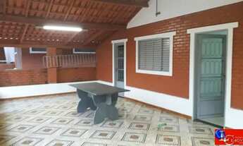 Imagem 3: Excelente Chalé em Caldas Novas 4/4, 3 banheiros, varanda, próximo ao Assaí