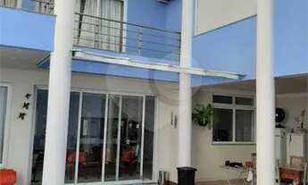 Imagem 5: Sobrado de Alto Padrão para Venda com Piscina no Alto de Santana