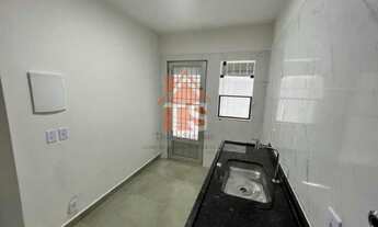 Imagem 4: 2 Quartos em Cascadura - Rua Sidônio Paes - Totalmente Reformado