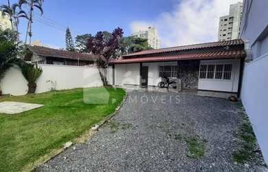 Imagem 2: Excelente Casa para Locação em Localização Privilegiada Próximo ao Centro