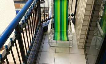 Imagem 2: Apartamento com 1 dormitorio e sacada