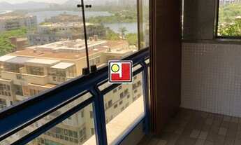 Imagem 3: Vendo 3Q Queen Victória, na Praia da Barra, frontal mar, alto, vistão, armários, segurança