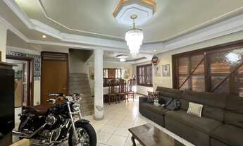 Imagem 6: Casa Triplex EXCLUSIVA INVISTA, 4 dormitórios ao lado da Avenida Medianeira