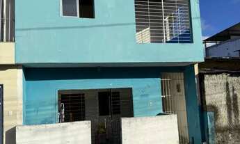 Imagem 4: Sobrado para venda possui 150 metros quadrados com 5 quartos