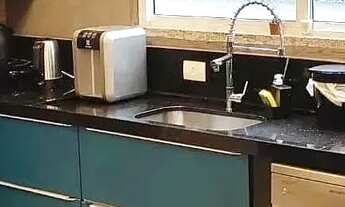 Imagem 7: Casa mobiliada em condomínio fechado com 3 suítes e 4 vagas de garagem em Camboriú