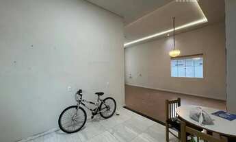 Imagem 5: Casa de alto padrão com 3 dormitórios e piscina