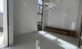 Imagem 5: Casa LOTE INTEIRO COM PISCINA E ARMARIOS EMBUTIDOS em Setor Três Marias - Goiânia - GO