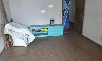 Imagem 4: Casa para Venda em Belford Roxo, Heliópolis, 3 dormitórios, 1 suíte, 2 banheiros, 1 vaga