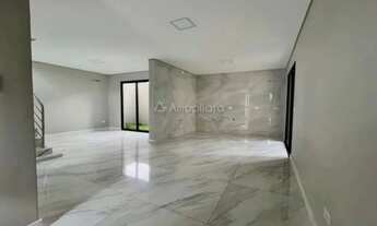 Imagem 3: Sobrado à Venda 3 Quartos sendo 1 Suíte com Terraço e Churrasqueira no Xaxim