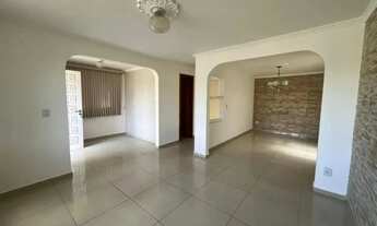 Imagem 3: Sobrado para aluguel tem 160 metros quadrados com 4 quartos