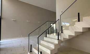 Imagem 5: Sobrado para aluguel possui 416 metros quadrados com 5 quartos em Jardins Itália - Goiânia