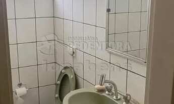 Imagem 6: Sobrado no centro , ótima localização e com 4 vagas de garagem