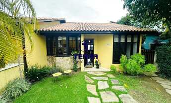 Imagem 2: Linda casa com 3 quartos, uma suíte e amplo quintal com área de lazer completa