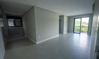 Imagem 3: Imóvel para venda possui 63 metros quadrados com 2 quartos, 2 vagas, Praia dos Amores BC