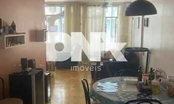 Imagem 2: 3 quartos com vaga quadra da praia