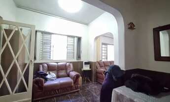 Imagem 2: Casa Residencial de 2 pisos com 3 dormitórios , 2 banheiros + 1anexo com 2 aptos JKs , con