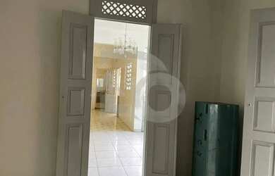 Imagem 5: Casa de 448m² no Bairro Santo Antônio com 5 Quartos, sendo 1 Suíte