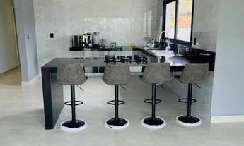 Imagem 3: Casa Alto Padrão com 4 suites mobiliadas no paraiso da represa