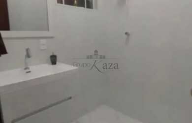 Imagem 5: Oportunidade - Casa Sobrado - Jardim Santa Inês I - 4 Dormitórios - 300m²