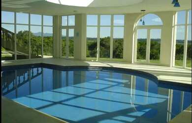 Imagem 7: Quatro Barras, Mansão em Condomínio Campo de Golfe, heliponto particular, 5 suítes, 10 vag