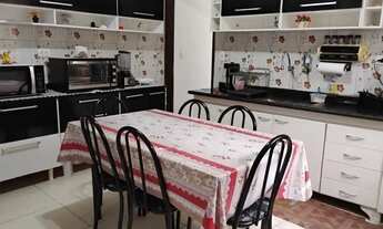 Imagem 2: Ótimo sobrado à venda com 185m² com 5 dormitórios no Jardim Tremembé, São Paulo! Estuda p