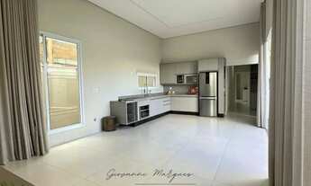 Imagem 3: Casa de Alto Padrão à Venda no Condomínio Belvedere II | 3 Suítes | Mobiliada