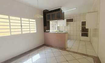 Imagem 6: Belíssima casa à venda em terreno inteiro no Bairro Recanto Elimar