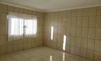 Imagem 7: Casa Top em Arapongas - Jardim Araucária 1 - Terreno Inteiro