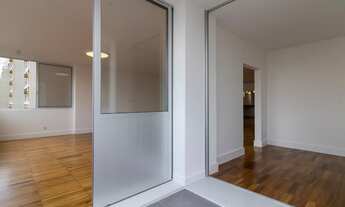 Imagem 7: PRÉDIO SUPER CHARMOSO DO INÍCIO DOS ANOS 60, TERRAÇÃO, 270 M2, 3 DORMS + ESCRITÓRIO, 2 SUÍ