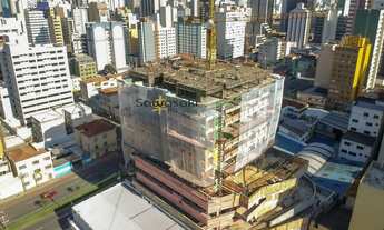 Imagem 2: Apartamento Alto Padrão para Venda em Centro Curitiba-PR