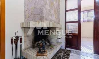 Imagem 4: Casa com 3 Quartos e 4 vagas à Venda, 330m² por R$ 900.000 na Vila Ipiranga em Porto Aleg