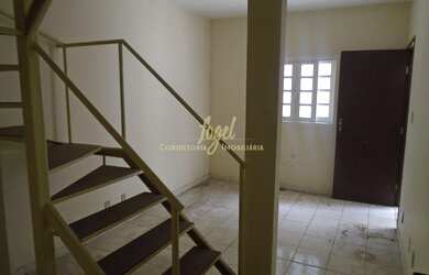 Imagem 5: Nova Era/JF - Casa com 3 dormitórios - Em rua plana