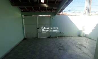 Imagem 2: Casa para aluguel possui 100 metros quadrados com 2 quartos em Vila Martinez - Jacareí - S