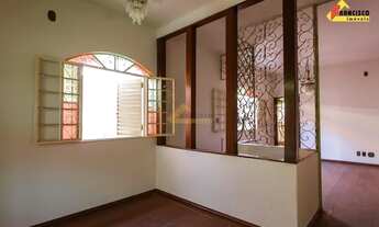 Imagem 2: Casa para aluguel, 3 quartos, 1 suíte, 2 vagas, Sidil - Divinópolis/MG