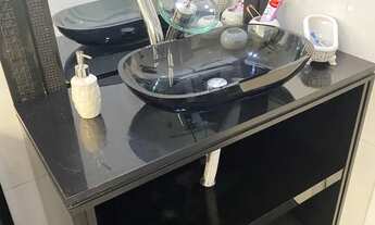 Imagem 4: Vendo AP Reformado ao lado da Policia Federal