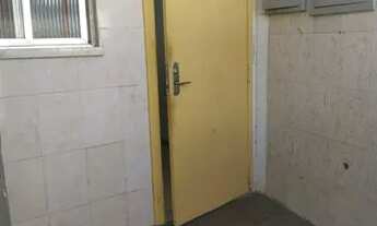 Imagem 2: Aluga-se kitnet em Quintino