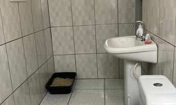 Imagem 5: Sobrado 3 quartos em cima , cozinha, sala e lavanderia em baixo. Amplo quintal