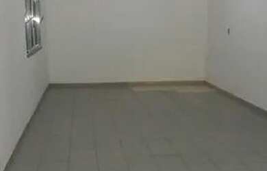 Imagem 4: Alugo casa Saldanha Marinho com 3 quartos e garagem