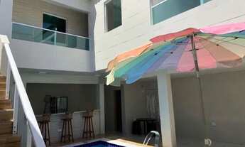 Imagem: Casa com piscina