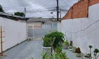 Imagem 4: Casa térrea com três dormitórios em Flores Manaus - AM