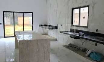 Imagem 5: Linda casa no condomínio Flor Da Aldeia em Holambra