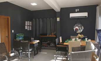 Imagem 4: Esquina viva na General Glicério - 2 comércios independentes