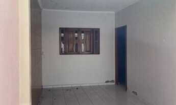 Imagem: Alugo Casa com Três Quartos no Bairro Brasilia