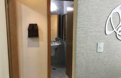 Imagem 4: Casa semimobiliada com terraço em condomínio